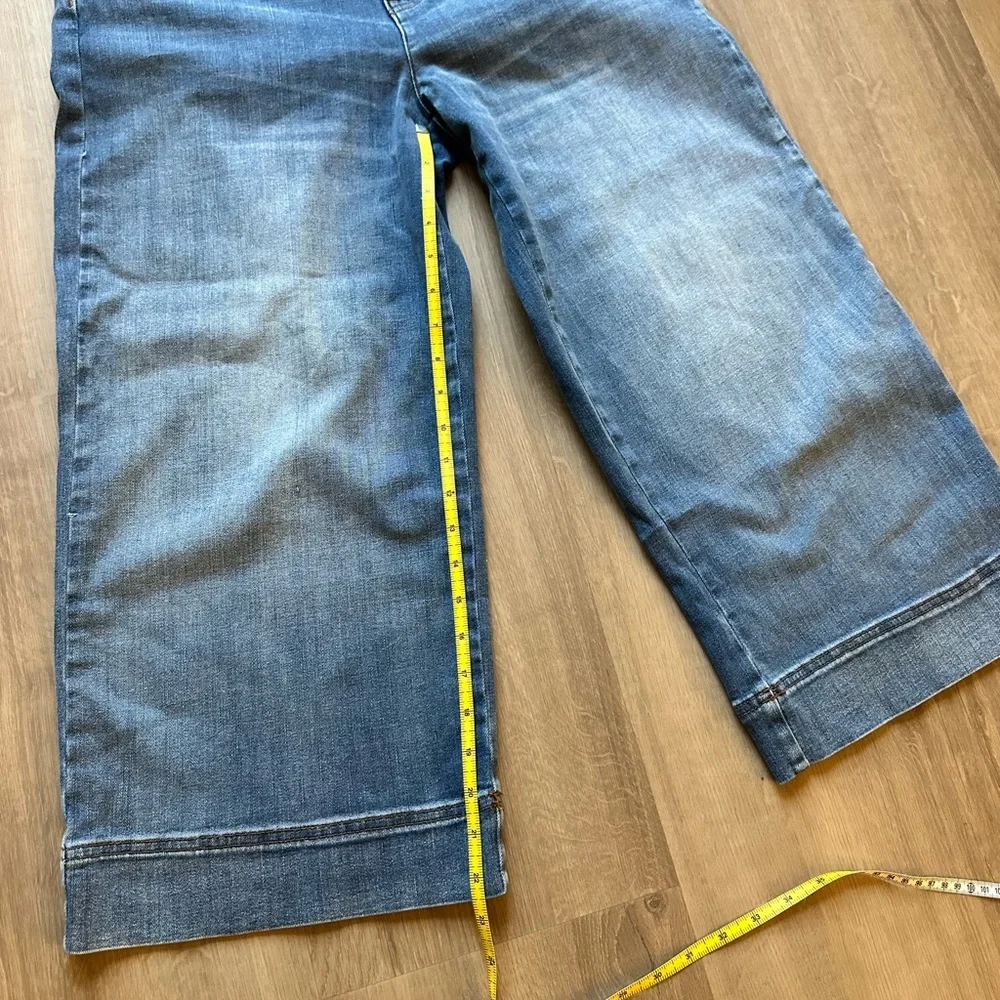 J. Jill Button-Fly High Wasted Cropped Blue Jeans - size 14 petite - Picture 3 of 7